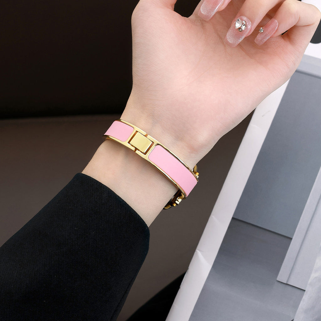 Crescent Metal Bracelet for Apple Watch