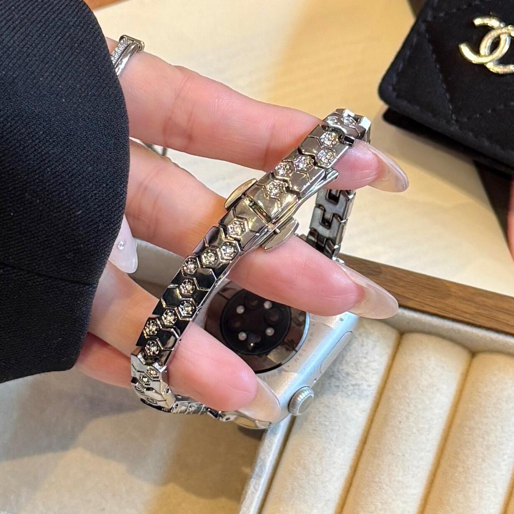 Honeycomb Pavé Crystal Link Bracelet