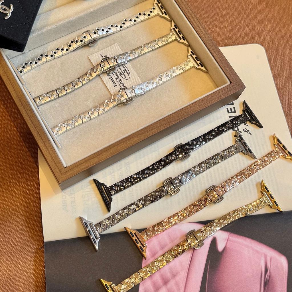 Honeycomb Pavé Crystal Link Bracelet