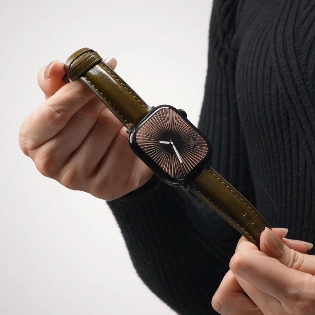 Retro Oil-Wax Leather Apple Watch Strap